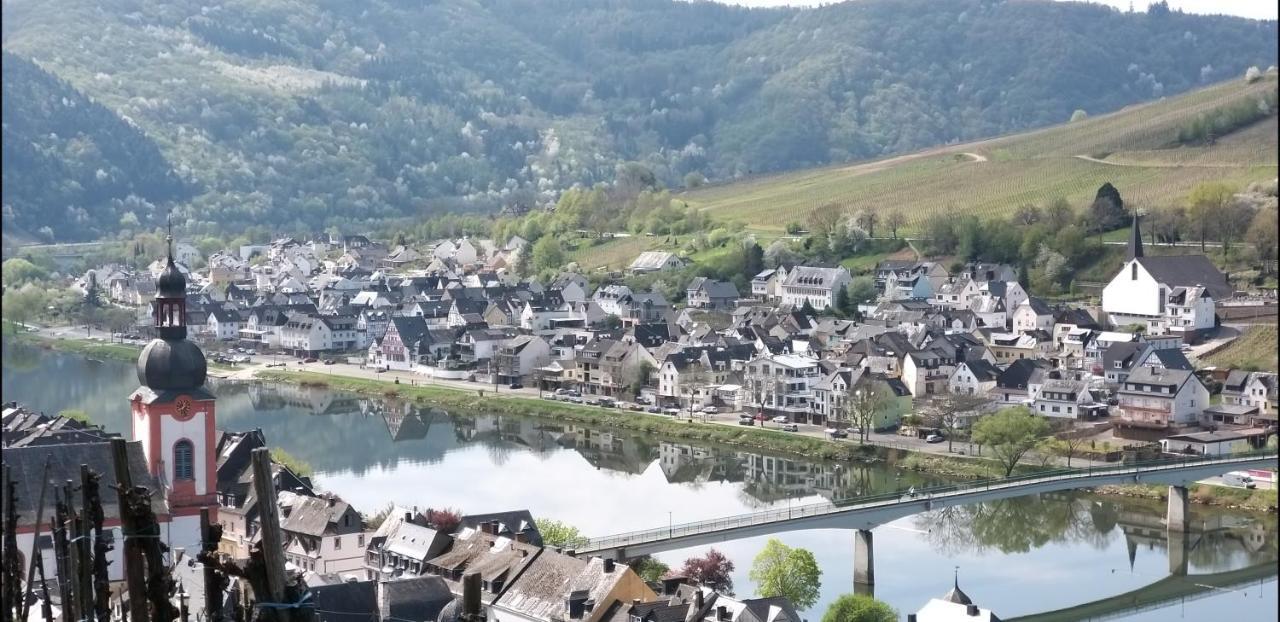 Mosel-Appartements Nehren 첼 안 데어 모젤 외부 사진